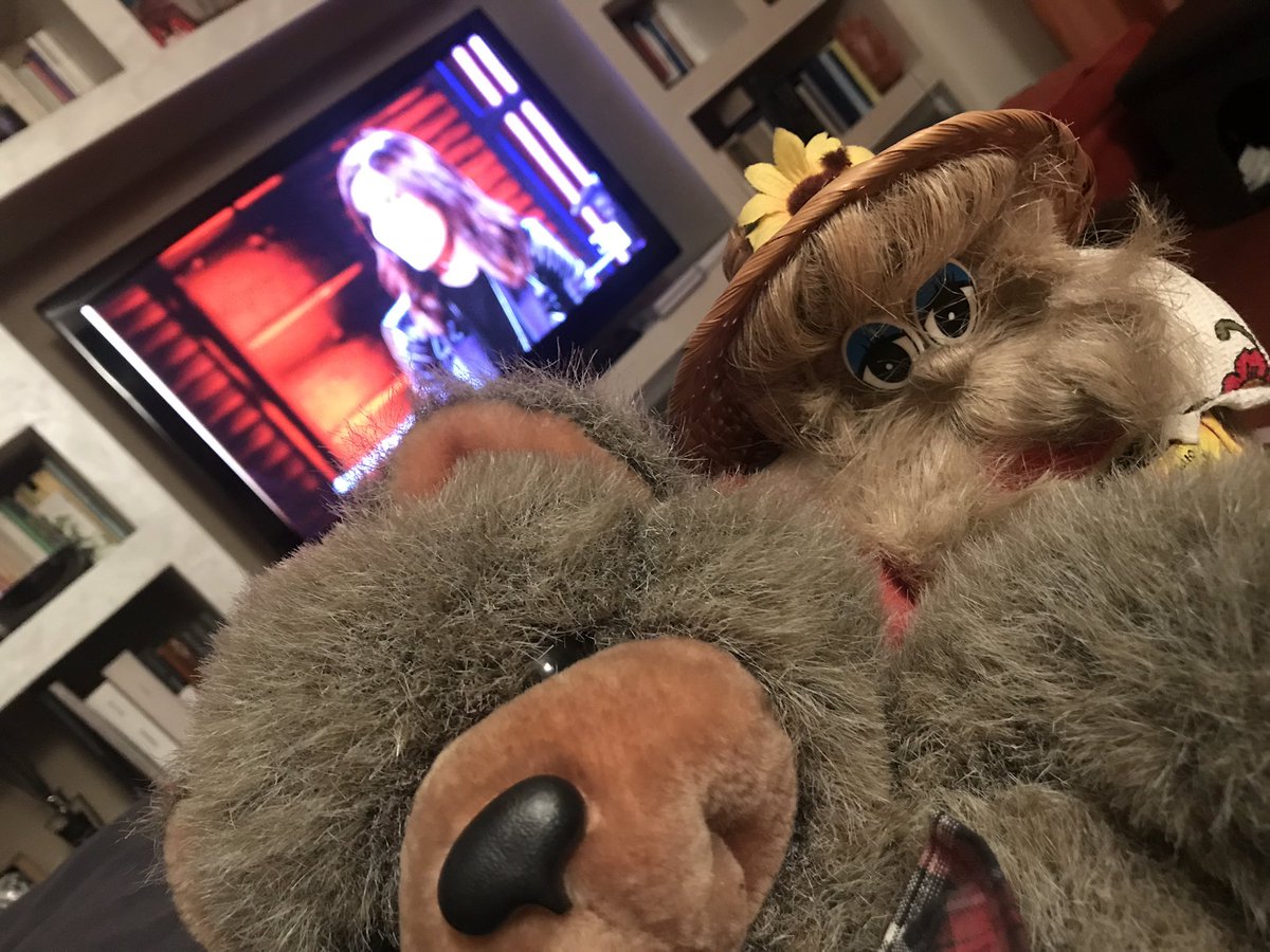 pperucchini's tweet image. #propagandalive “Ciao Mirko!” “Ciao Leonardo” “Come va?” “Anche stasera alla stragrandissima!”