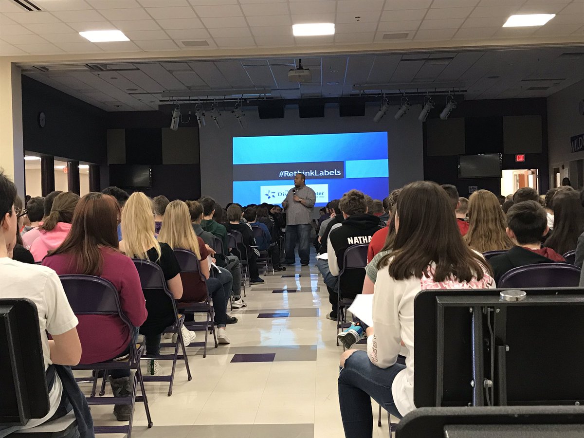Tfilut's tweet photo. Our KMS guest speaker teaches our kids about “labeling others” and how we can throw away the “labels” people give us. The program is called “Rethink Labels” and our kids loved it! #rethinklabels #keystonepride https://t.co/q5X3EFz69m