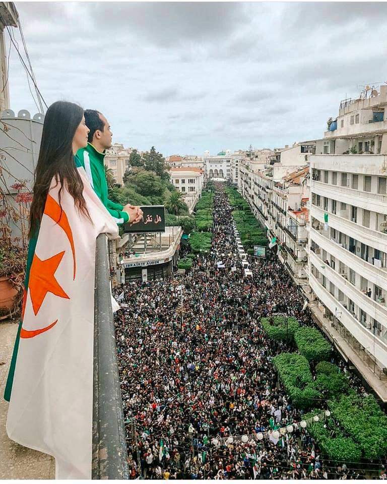 pilpoo's tweet photo. #حراك_8_مارس
#لا_للعهدة_الخامسة
#الجزائر https://t.co/uysO2U0tQc