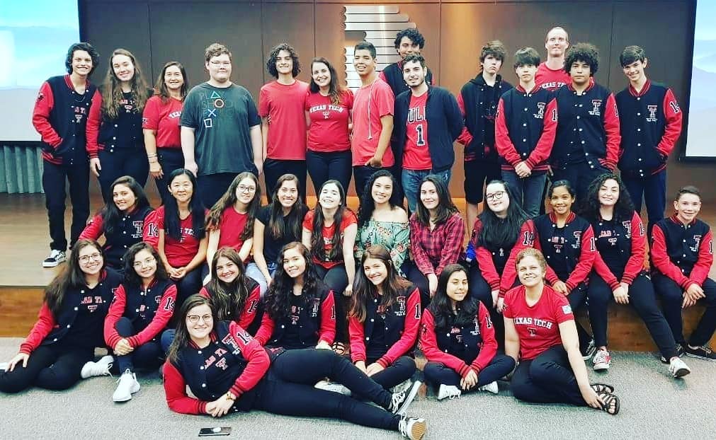 TexasTechK12's tweet photo. In just over 25 years, TTU K-12 has served more than 415,000 students from 71 countries! Here are some of our Brazil dual-diploma students in their new Texas Tech hoodies! #FreedomToAchieve #WhereverYouAre https://t.co/xSYV1O3KT8