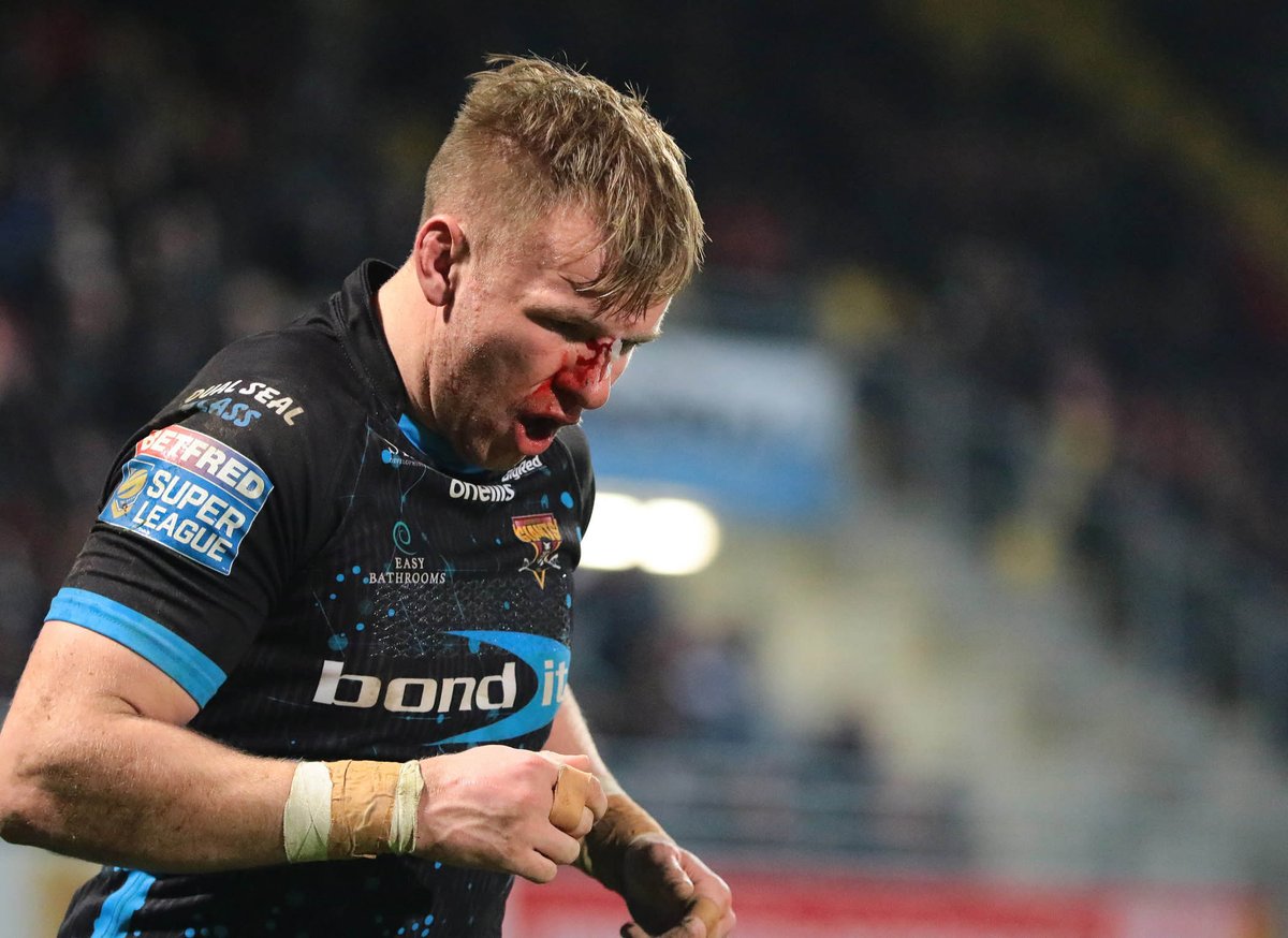 loverugbyleague's tweet photo. FULL TIME SCORES
Wigan 6-14 Huddersfield
Hull FC 34-10 Leeds
St Helens 26-0 London
Thoughts? #rugbyleague #slwighud #slsthlon #slhullee https://t.co/U7q188W8ud