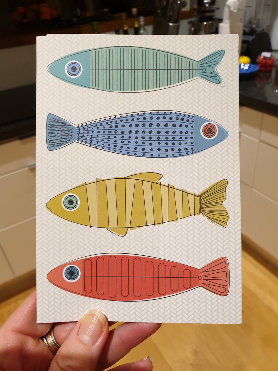 Anna70H's tweet photo. För ett par år sedan fick jag den här EXKLUSIVA kursen i födelsedagspresent av @SofiaLofblad. Tiden rann iväg, men i morgon är det dags för baskursen #fiskfilekurs #slakt #presentkort https://t.co/DxnSLC73Zo