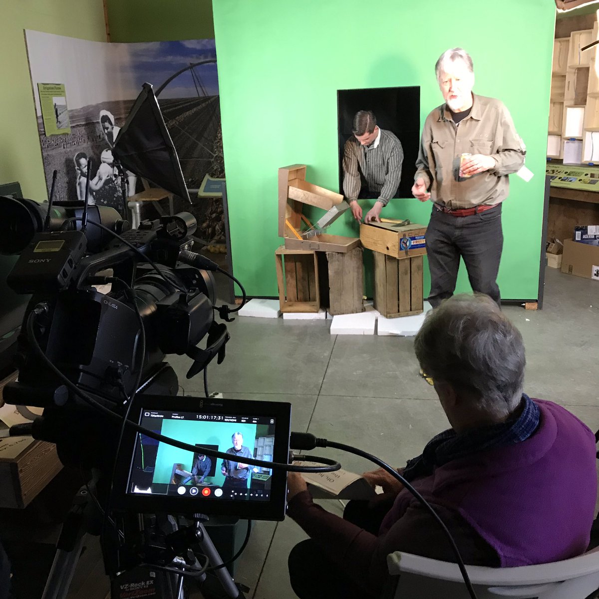 JeffMihalyo's tweet photo. #Videoshoot for #AugmentedReality #installation at #QuincyValley #HistoricalSociety and #Museum in #CentralWashington . #greenscreen #AR #video #history #workshop3d https://t.co/Mbm0QXtuWr