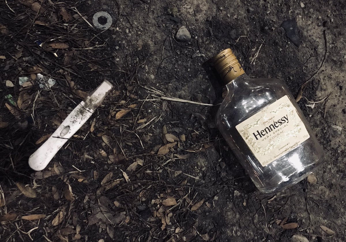 Things seen outside cook county jail while waiting for #RKelly to bond out (again) - 

#photojournalism