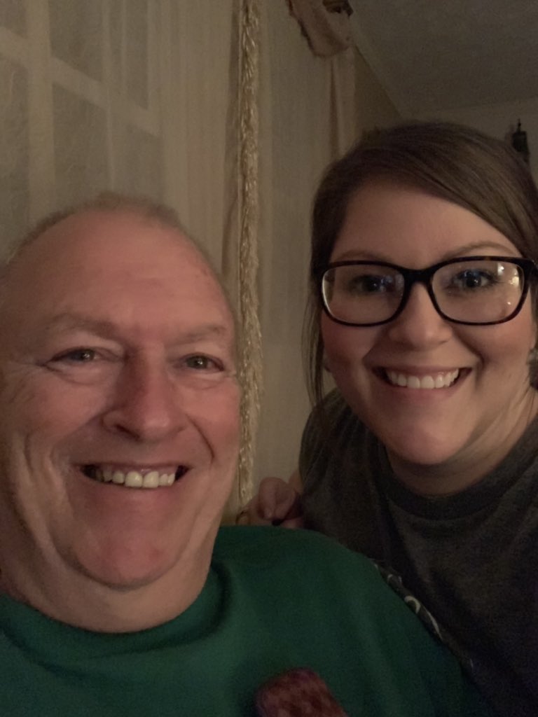NeighborsHolly's tweet photo. Happy birthday to the best dad in the world ❤️#70neverlookedsogood https://t.co/Z8WjwESOAM
