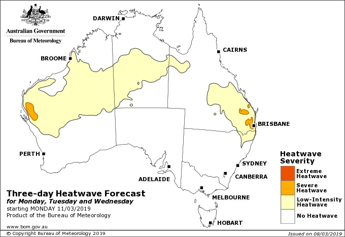 BOM_Qld's tweet photo. Ready for some Autumn heat? 🌡️ A severe #HeatWave is forecast for #SEQLD from Sunday with temperatures in southern Qld set to rise up to 8°C above average. 🥵 Heat records may be broken on Monday!  ☀️Make sure you have plenty of water and stay in the shade! @qldhealthnews https://t.co/0bJc7IfPSw