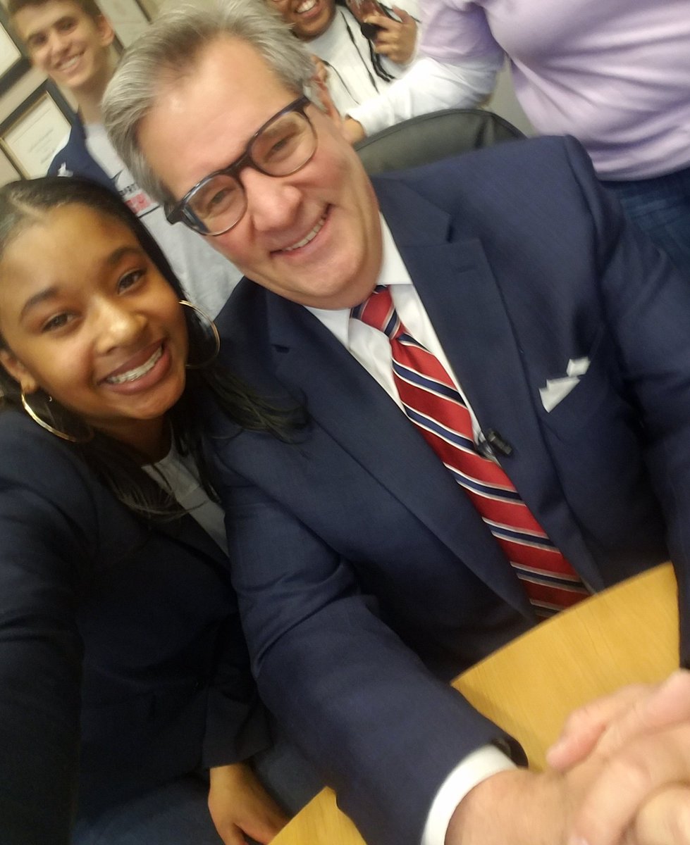 mocha_prncss's tweet photo. It was such an honor to get the chance to interview @SuperPWCS. I had so much fun talking to him and working with my fellow @WPHS_TV family. https://t.co/tTPyHpF2cL