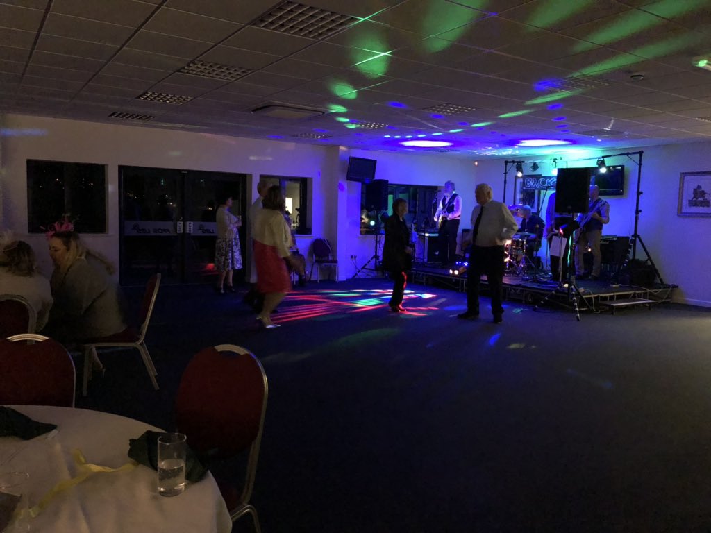 Formalities over time for a boogie 💃🏻🕺🏼