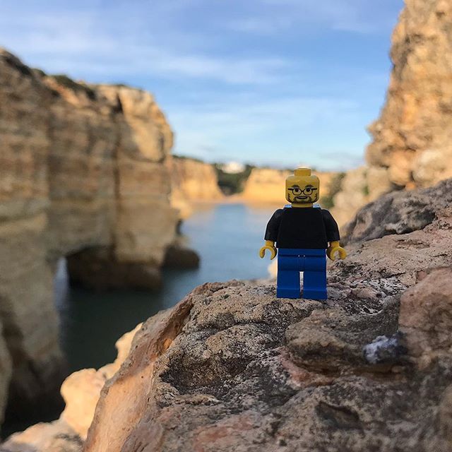 FamousBrick's tweet photo. #SteveJobs at the #Algarve 🇵🇹 #Portugal https://t.co/pw4AV5KZXH https://t.co/R89vOkeyE9