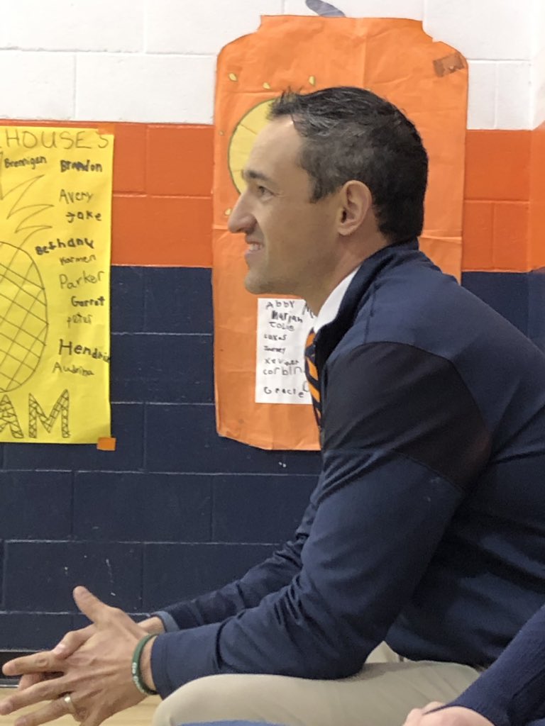 KinderKelly5's tweet photo. You might have heard, but we love shouting from the rooftops that @dougowens was named @ilprincipals Assistant Principal of the Year!!! Of course we already knew, but now he’s got an official state title!! #Carterville5 #KidsDeserveIt #TriCKDI @TWebb29028 @kforby @carterville_5 https://t.co/ekYWCU4pL3