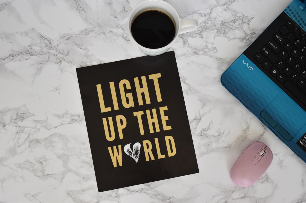 KellenHelies's tweet photo. Color My World https://t.co/HY9ttEOCCM https://t.co/Jt1HTDUN5T