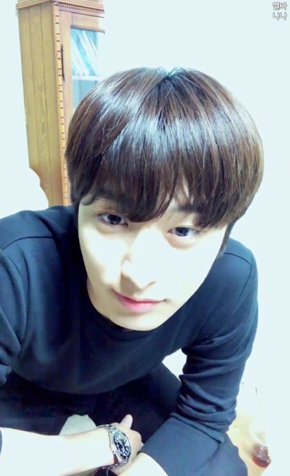 leejjuyeon's tweet photo. hadiahnya aku aja biar kamu kenyang. I love you som much @ennikelodeon 💙 https://t.co/KDvzSizHmL