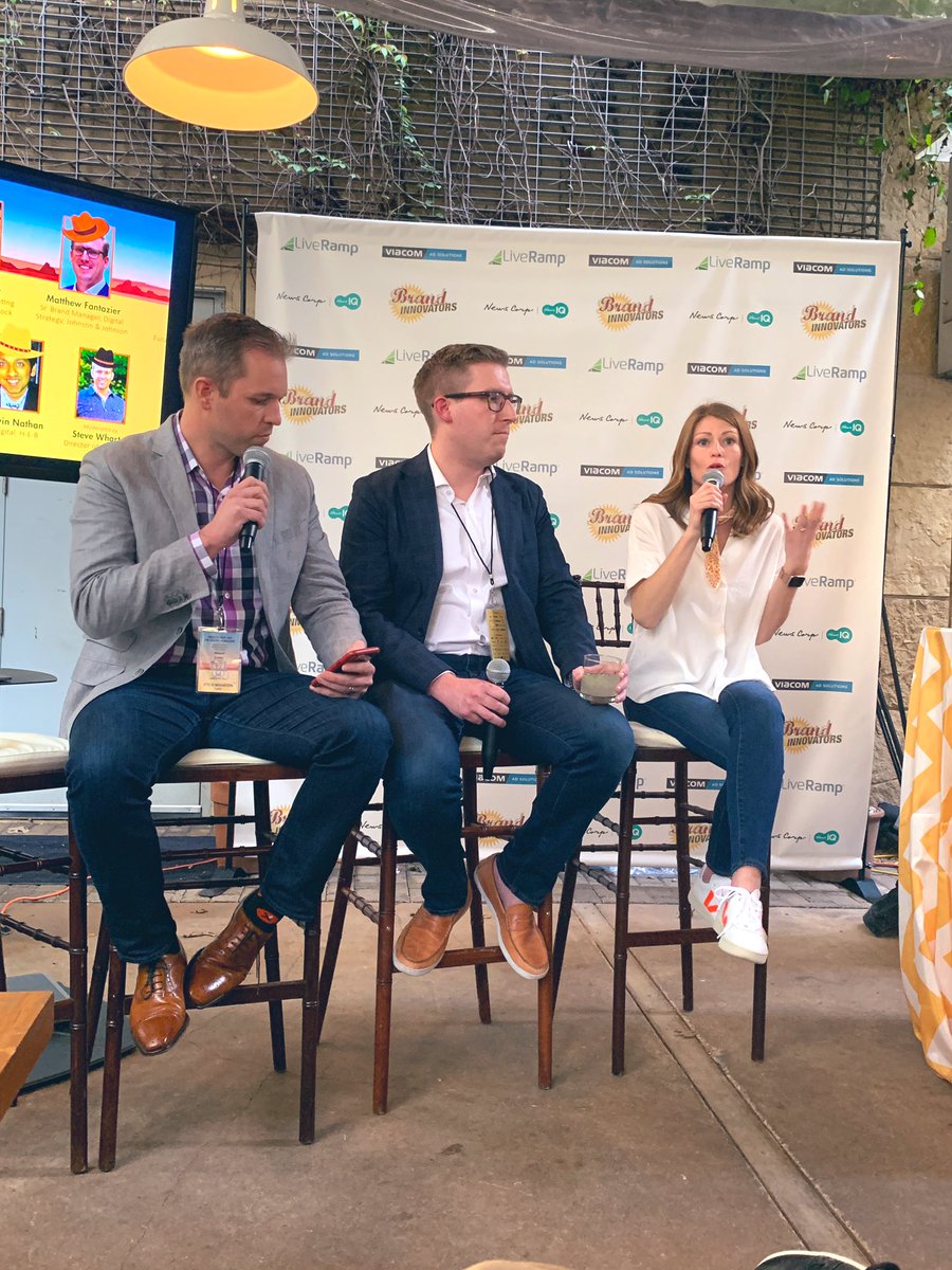 lindsayalk's tweet photo. my crush @LAFines throwing down at #bisummit at #sxsw // @johnhancockusa is so lucky to have you https://t.co/gYBIBeeekR