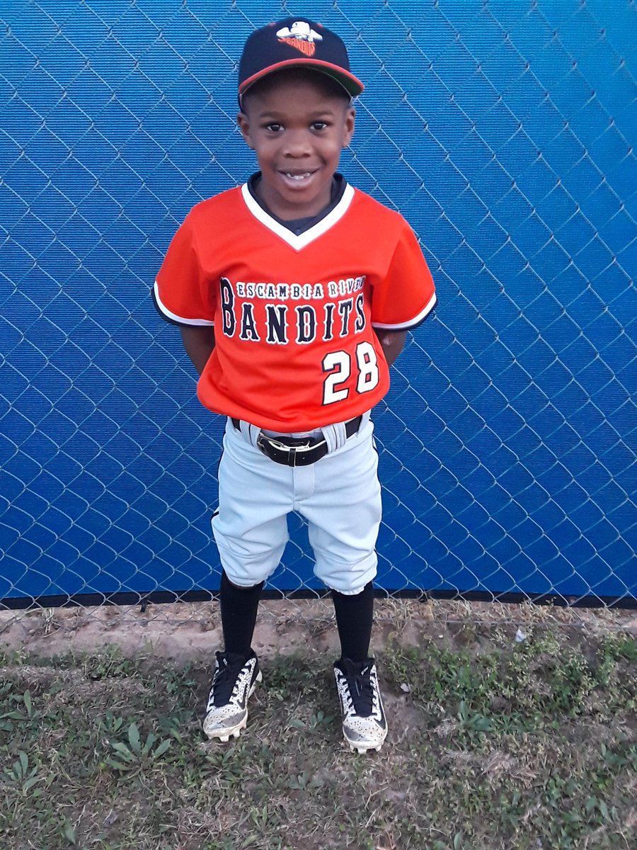 PaulLawrenceJr1's tweet photo. #SuperDuit 6 years old https://t.co/EAOuxdMoIU