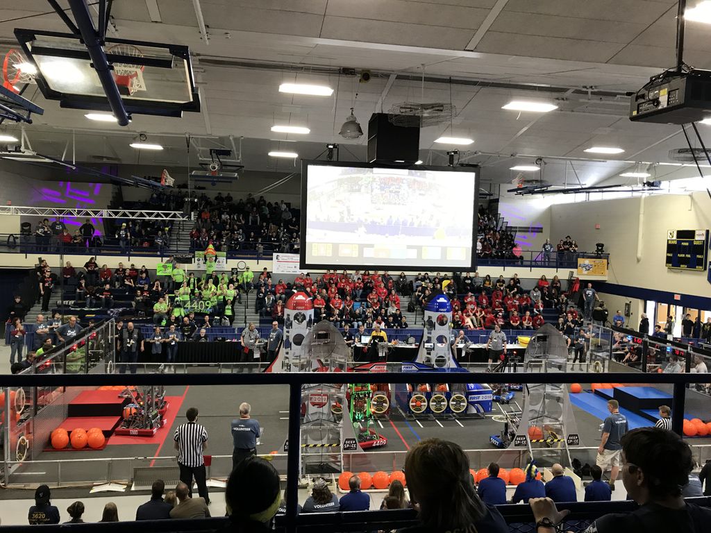 averagejoes3620's tweet photo. Great job to everyone on the first day of the Saint Joseph District Event!! #frc #robotics #AverageJoesAboveAverageCompetition #firstrobotics #FIM #omgrobotics https://t.co/PlxB2ksiTX