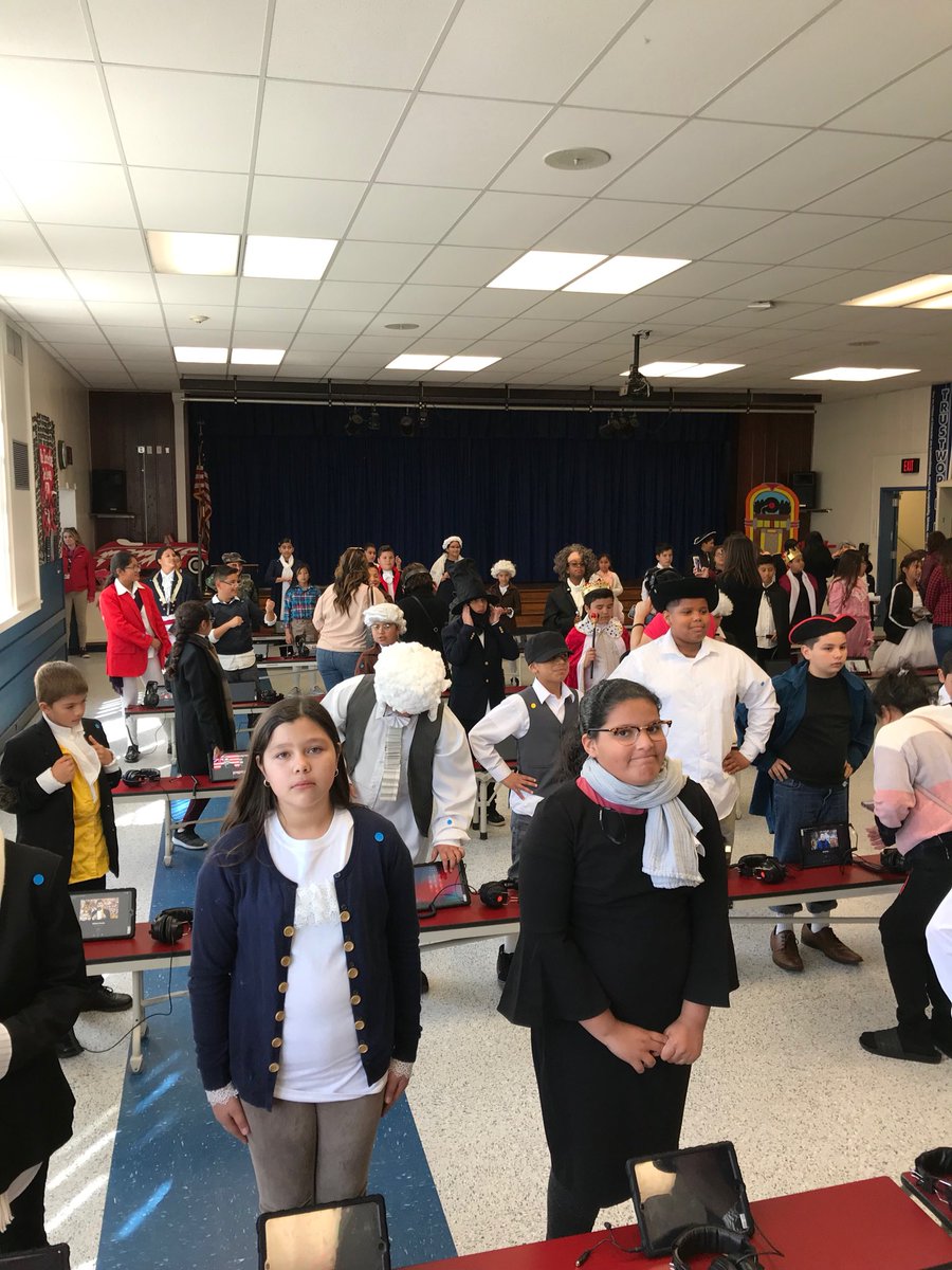 Lewis Elem School tweet media