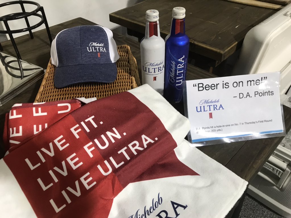 AndyWadaGC's tweet image. On behalf of media personnel at @APinv , I would like to thank @DAPoints and forgiving 6 iron which allowed off-center toe shot to assist his hole-in-one.  Congratulations and cheers/salud/kanpai  ⛳️👏🍻🍺🍺😁@MichelobULTRA #TGIF