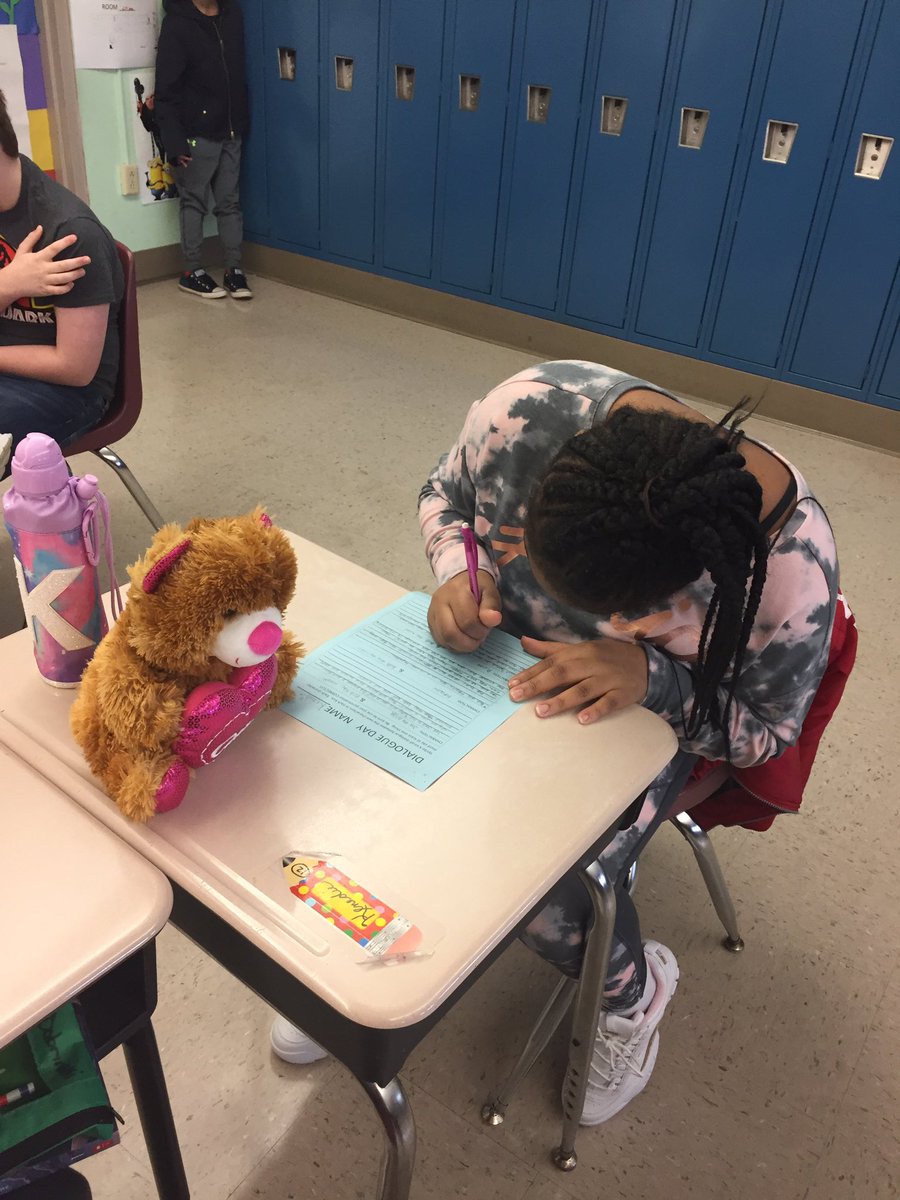 MOS_School's tweet photo. Dialogue Day in 5th grade - everyone brought in action figures to talk to each other using quotation marks. #MOSS #CatholicEducation https://t.co/PTGXzKblfE
