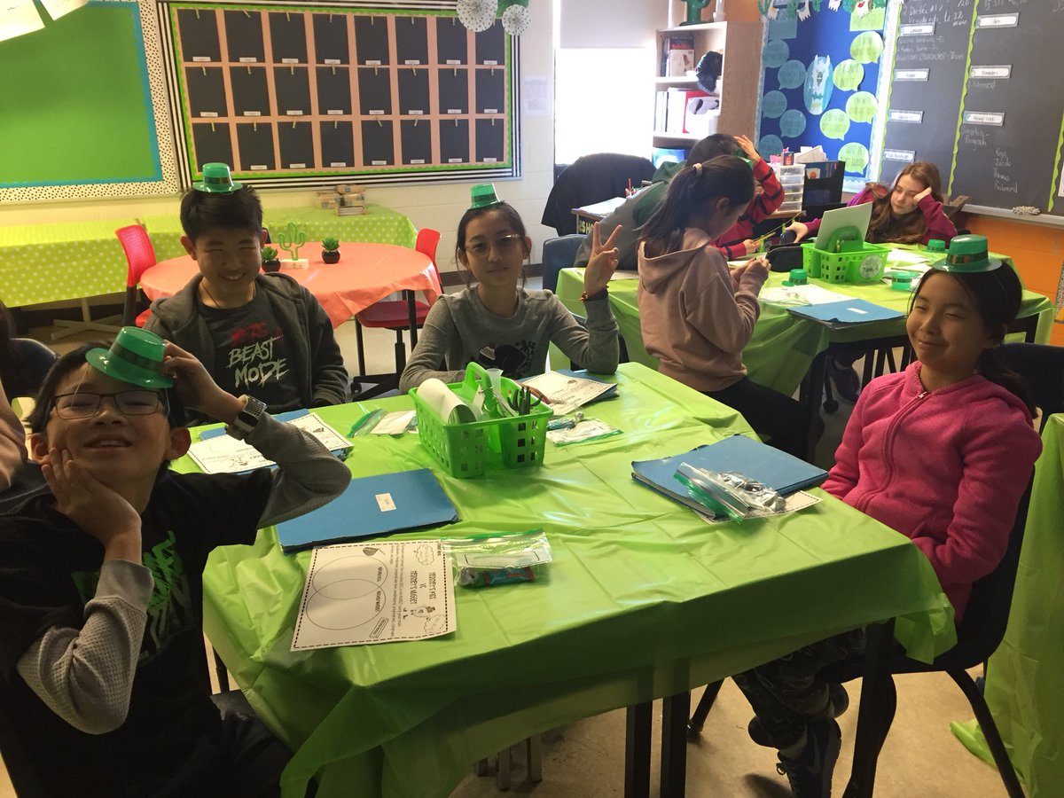 MsMcNaught's tweet photo. Celebrating St Patrick’s Day early in our Math class with a chocolate challenge! #irregularshapes #volume #polyhedrons #shapeattributes #math #science @sjnycdsb https://t.co/L1GMwBYZlT