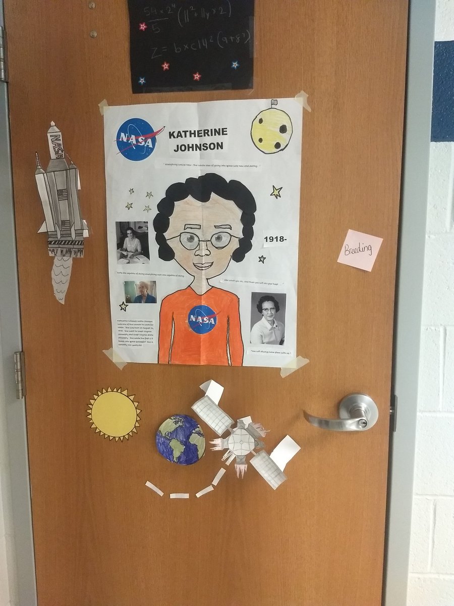 nccbulldogmedia's tweet photo. Our SGA is decorating doors for Women's History Month.@khirschhorn @SCMSMediaCtr @WoottonHSLMC @MCPSSLMP #slmp18 @DrPollard_MC Dr. Pollard, you're one of our doors😁😁 and we're not even done yet!! https://t.co/3h1ZxR920W
