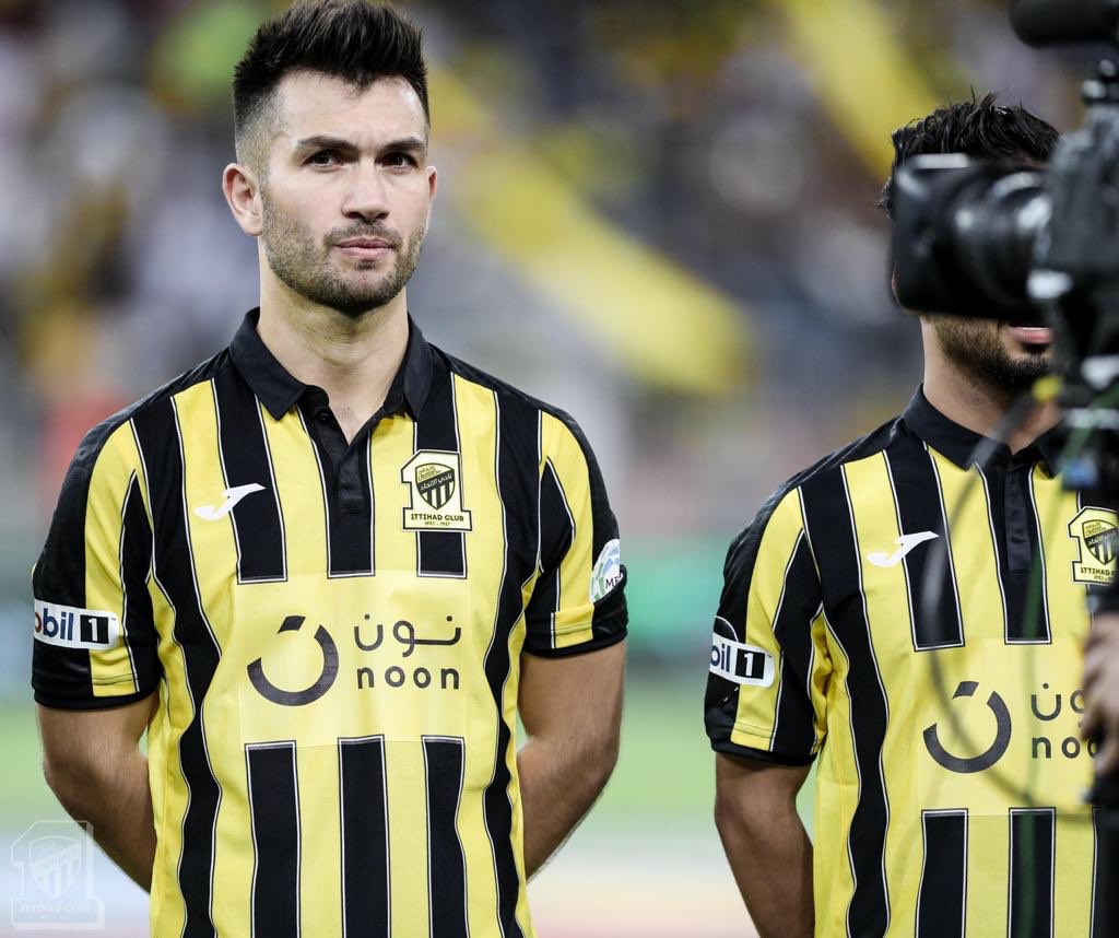VillanuevaRoll's tweet photo. Great win tonight!  Very important 3 points. Let’s go for more!! This is the right way!! Thank u for ur amazing support. 🇨🇱🇸🇦⚽️👌. https://t.co/ahHPF79y8w
