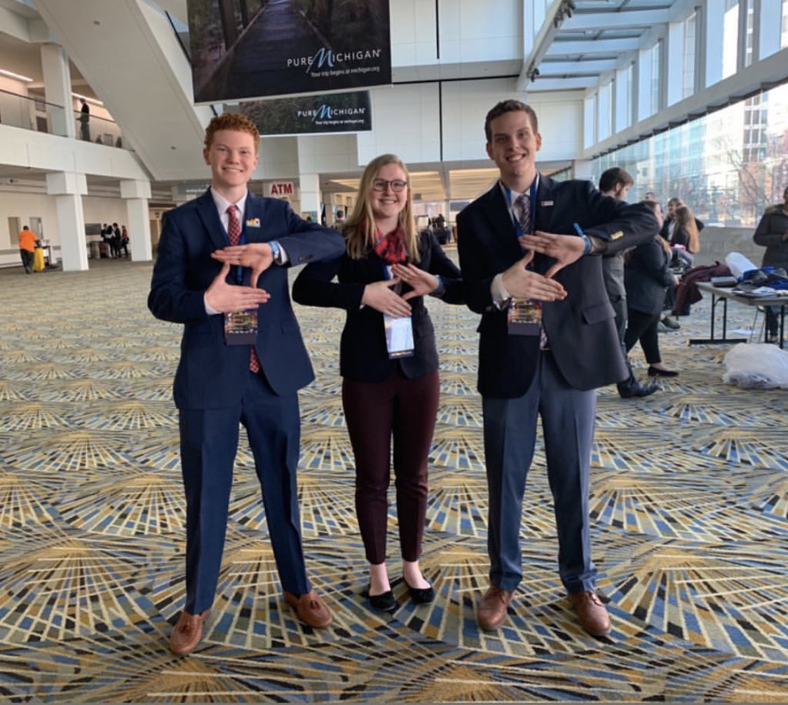 Petoskey_DECA's tweet photo. #PetoskeyDECA at #SCDC2019 #MIDECA 🔷💙! https://t.co/BepUurTkc8