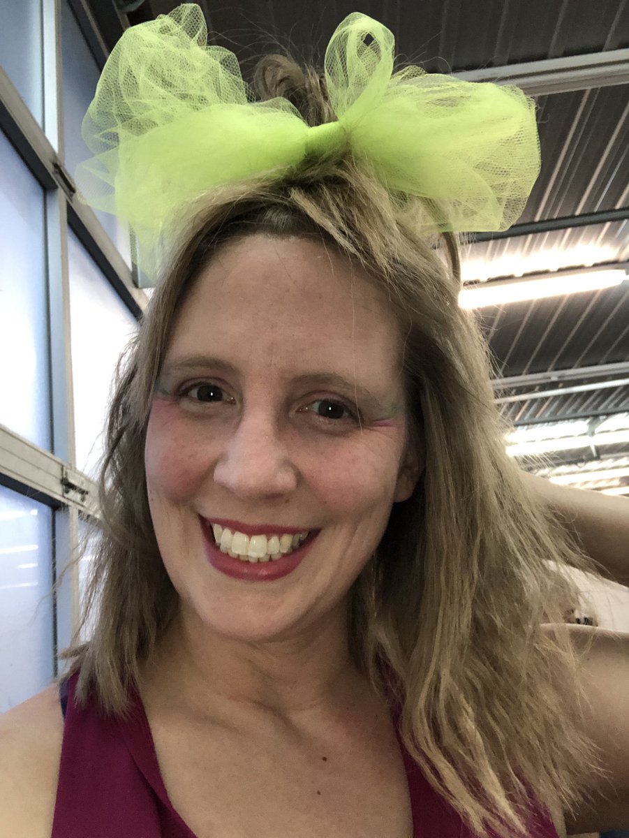 ChipEmily's tweet photo. #CFMfamily #BeAbnormal 19.3 CrossFit Open 80โs night. It wasnโt that bad I promise. Easier than last week! #fauxbangs https://t.co/ZYLFHlxOro