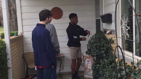 LCCSEagles's tweet photo. High school students enjoyed several local outreach opportunities this week. ❤️🦅  #missiondays #lccseagles https://t.co/54hyDww8Ps