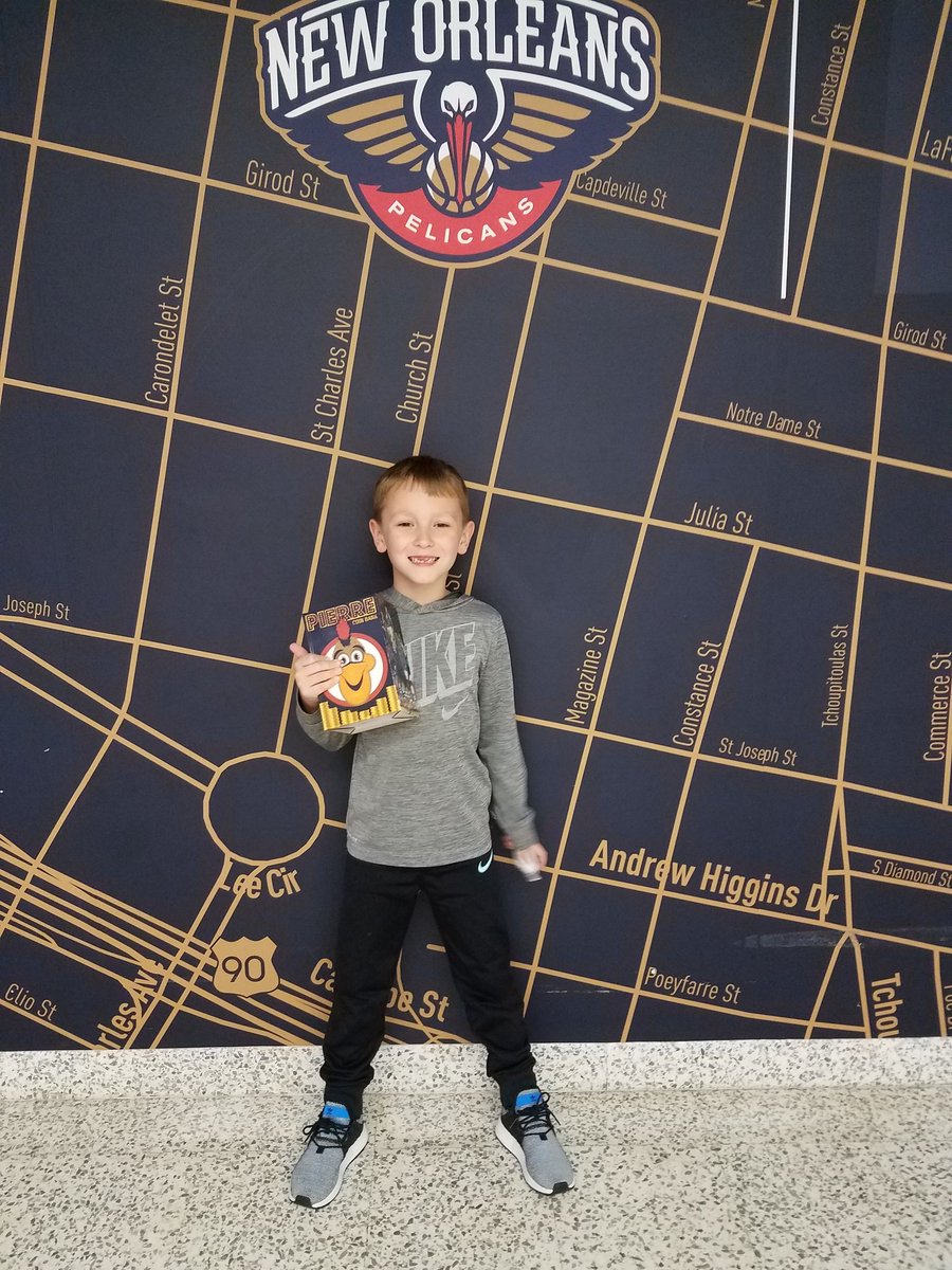 tytheflyguy's tweet image. Back in the 'King with my Young Prince! We're ready for this NBA action!
#PelicansGameDay
#FlllllyyyyPelican