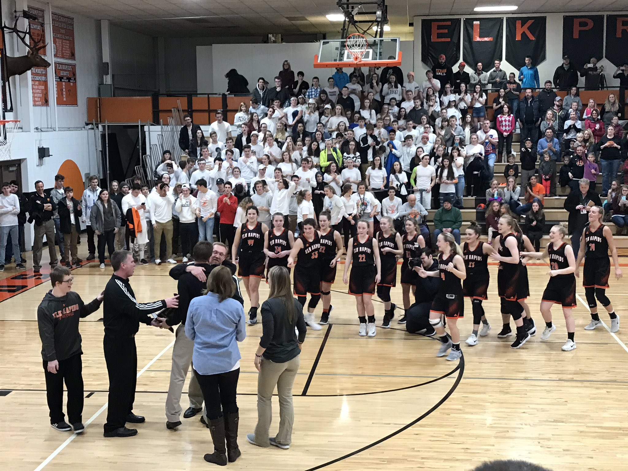 Elk Rapids Schools (hllvlll) / Twitter