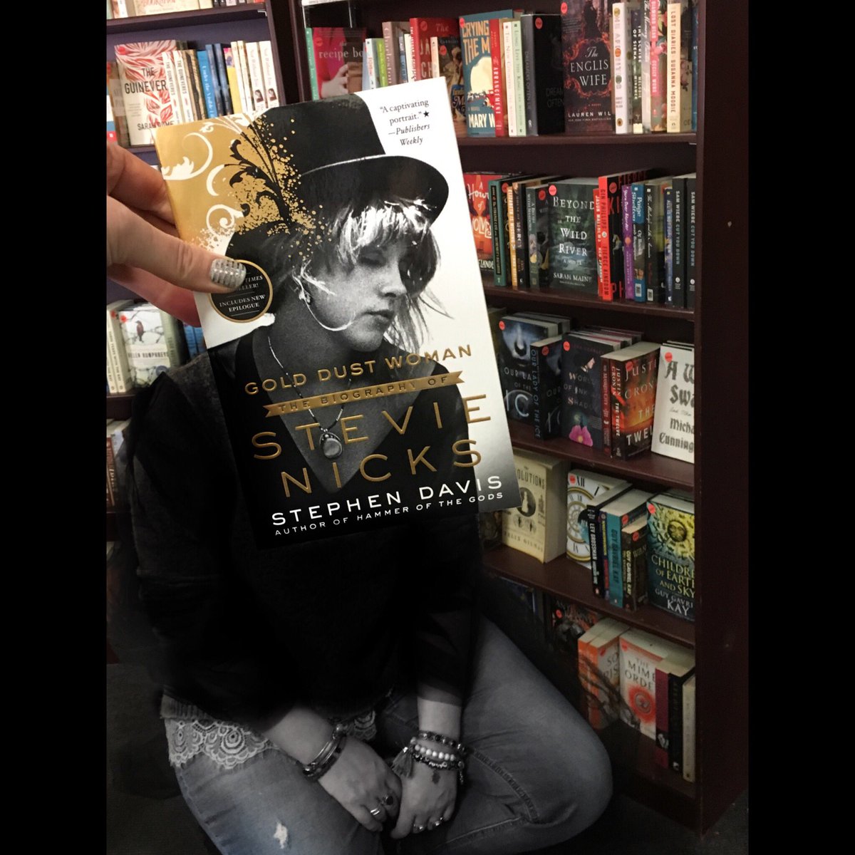 Otter_Books_Inc's tweet image. We thought we’d rock a few different looks for this week’s #bookfacefriday in celebration of International Women’s Day! ❤️ #bettywhite #stevienicks #ednaobrien 
@PenguinRandomCA @HBGCanada @StMartinsPress @RaincoastBooks @BettyMWhite @StevieNicks 
#iwd2019  
#CelebratingWomen