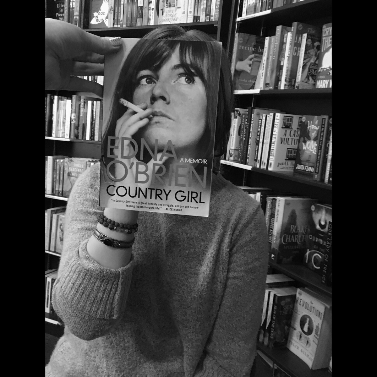 Otter_Books_Inc's tweet image. We thought we’d rock a few different looks for this week’s #bookfacefriday in celebration of International Women’s Day! ❤️ #bettywhite #stevienicks #ednaobrien 
@PenguinRandomCA @HBGCanada @StMartinsPress @RaincoastBooks @BettyMWhite @StevieNicks 
#iwd2019  
#CelebratingWomen