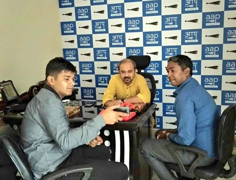 ArcheryInIndia's tweet photo. Congrats to the #Archer @dilipkpandey for being given an opportunity to hit a #target in political space of NE Delhi. We urge all #archery fraternity to lend their support to this fine sportsman, and an amazing human being, who also helped shaping #DelhiGovt's #SportsPolicy🎯#AAP https://t.co/2VvIzmDWHZ