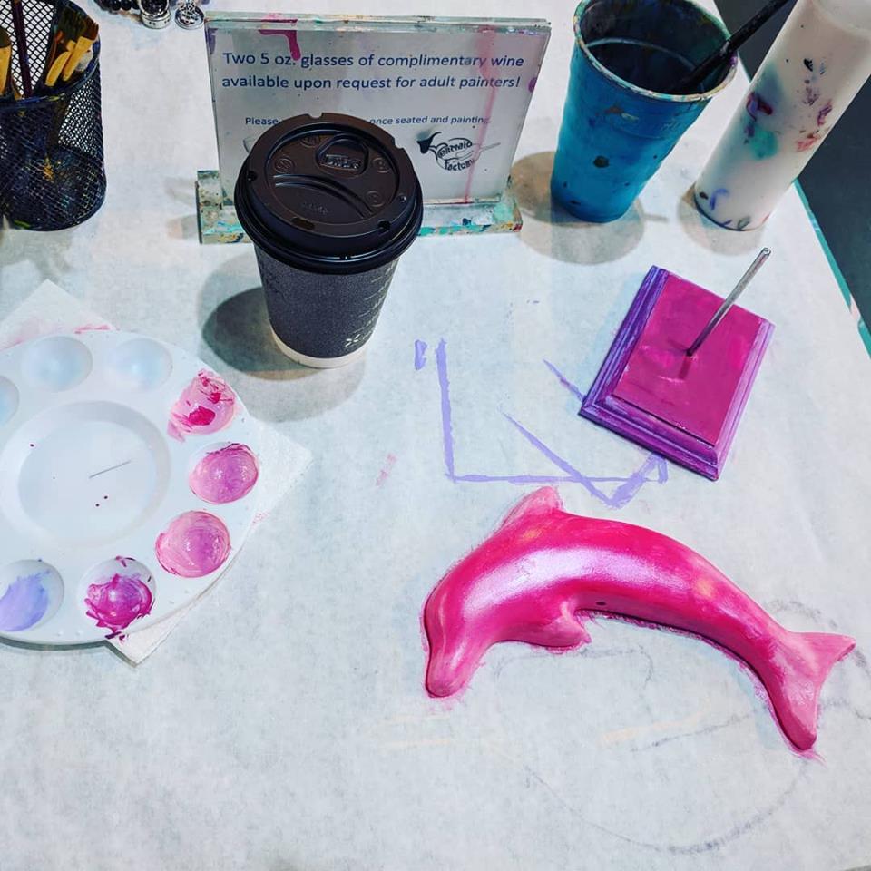 PaigeEtheridge1's tweet photo. #Painting results. This will unlock something magical for my project. This has been a magical #birthday and #piscesseason has been amazing! 🐬

#mermaidfactory #dolphin #pinkdolphin #ceramic #creativity #birthdaypost #paint #art #greentea #mangotea #amplotting #FridayFeeling https://t.co/nt4XxBB1l9