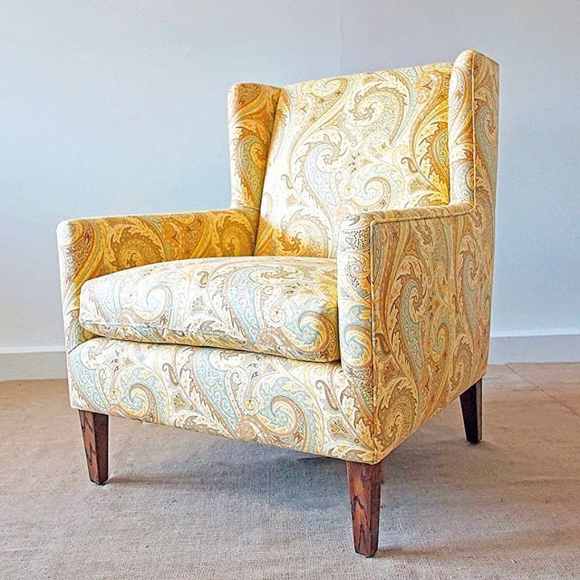 WorkshopDsgns's tweet photo. Sometimes it's nice to work with patterns. Custom modified wing chair in paisley.

#paisley #feelinggood #hippie #winnipegcustomupholstery #pinterest #yellow #wingchair https://t.co/RBlAyvgmeA https://t.co/LDxJ6Lpa6J