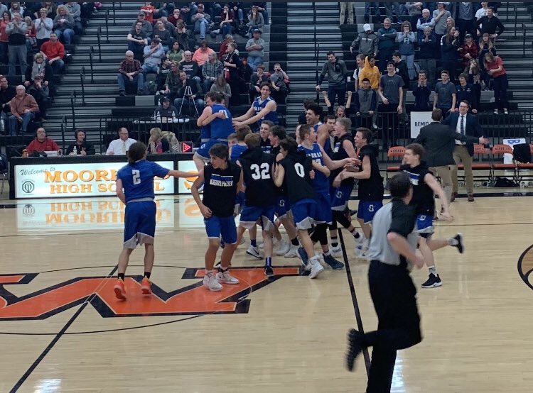 DrakeLalim's tweet photo. Huge boys basketball win today!!! Being down 14 late in the second half and coming back to win by 5. Final 55-50
If you were not there you missed out https://t.co/XR06CDHjj3