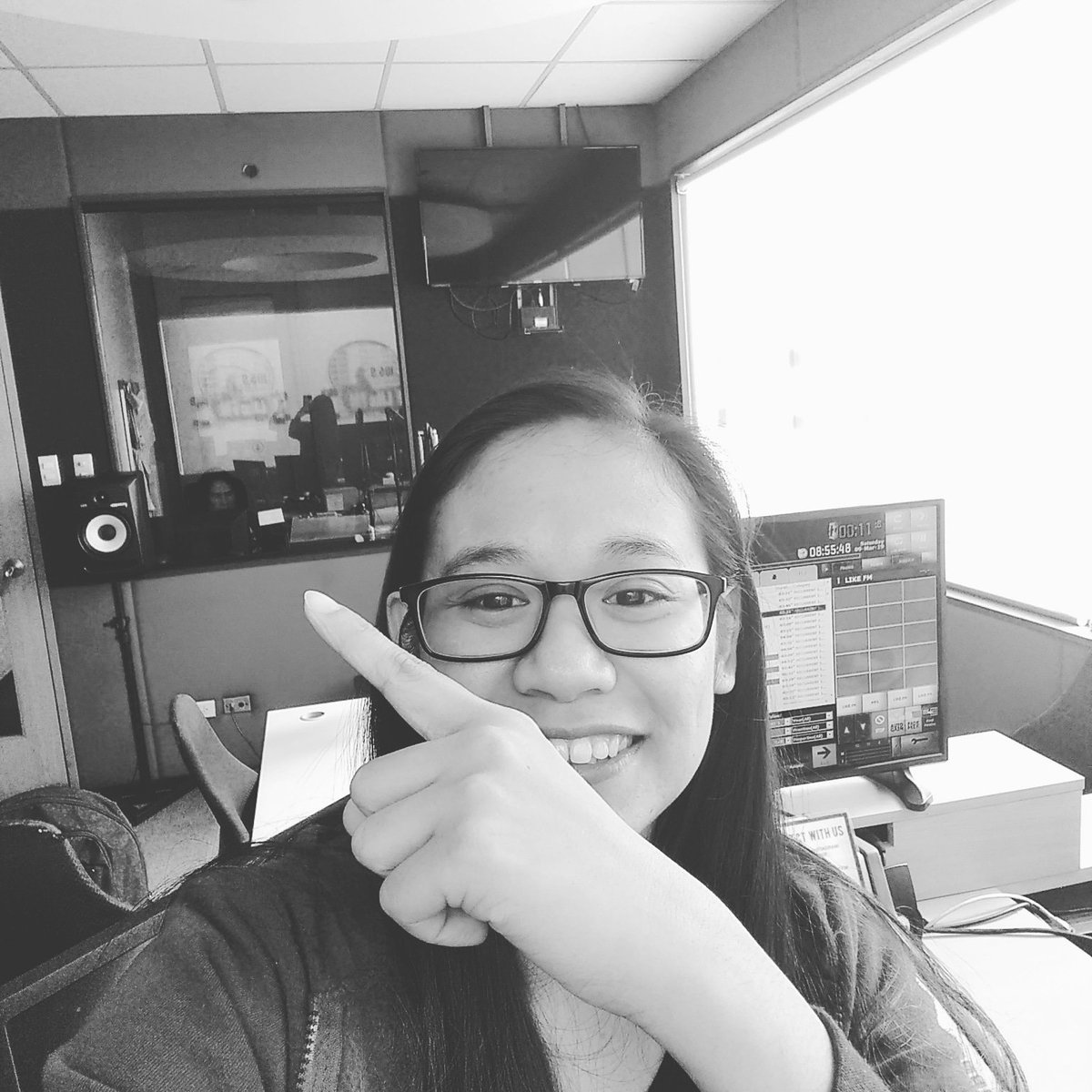 LiteFM1059's tweet photo. Welcome to #TheCashBox with Dee joined by Kuya Tech!!!! We have 3 whole hours together from 9AM to 12NN so let's make it count.
Send in your greets and requests below! #LikeFM1059 #moneytalks https://t.co/8i4J3ia9Ul