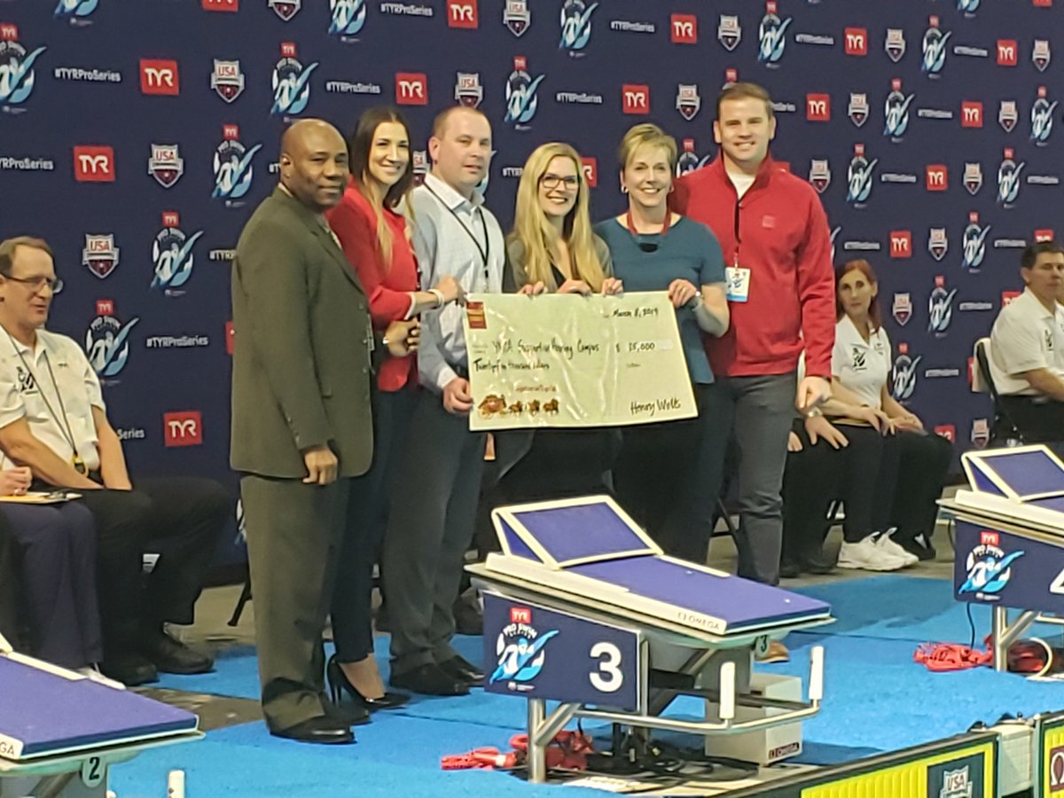 YNewsDM's tweet photo. All the thanks in the world to @WellsFargo - Gold Sponsor of the @TYRSport #ProSwim & $25k donor to @DesMoinesYMCA #SupportiveHousing https://t.co/xYXK36rbOZ