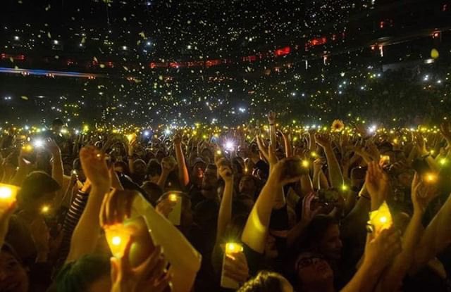 Bandito_Project's tweet photo. 💛 London night 1 💛
You guys looked beautiful, thankyou so so much for making this project a reality. This is insane💛 
#yellowfortop #thebanditoproject 
@tylerrjoseph @joshuadun https://t.co/NJ2r34TVKo
