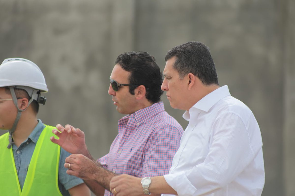 CampanaPablo's tweet photo. La planta que iniciará su operación a finales del 2019, producirá 120 mil toneladas de alimento balanceado de alta calidad, genera 400 empleos durante la construcción y 300 puestos de trabajo cuando entre en funcionamiento. #EcDestinoInversiones
#EcPaísDeOportunidades https://t.co/afUrJQ0Aya