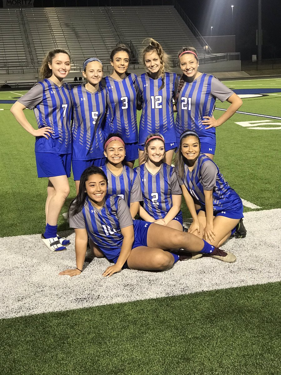 Senior night against Saginaw tonight! Let’s go Lady Bears!⚽️🐻