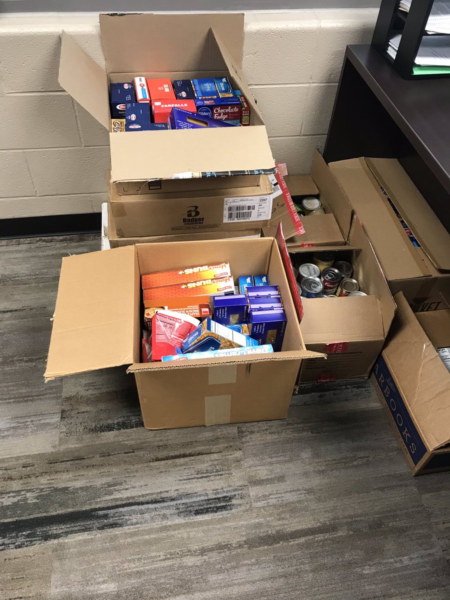 BeelsDaniel's tweet photo. We are only a few days into our MarchCANness competition, and we are already filling up several boxes! What a great day to be a Timberwolf! We are so proud of the generosity of our amazing families! #btmstechies @btmstimberwolf @MikePratt29 @PettigrewTami https://t.co/oPIbDAoVXU