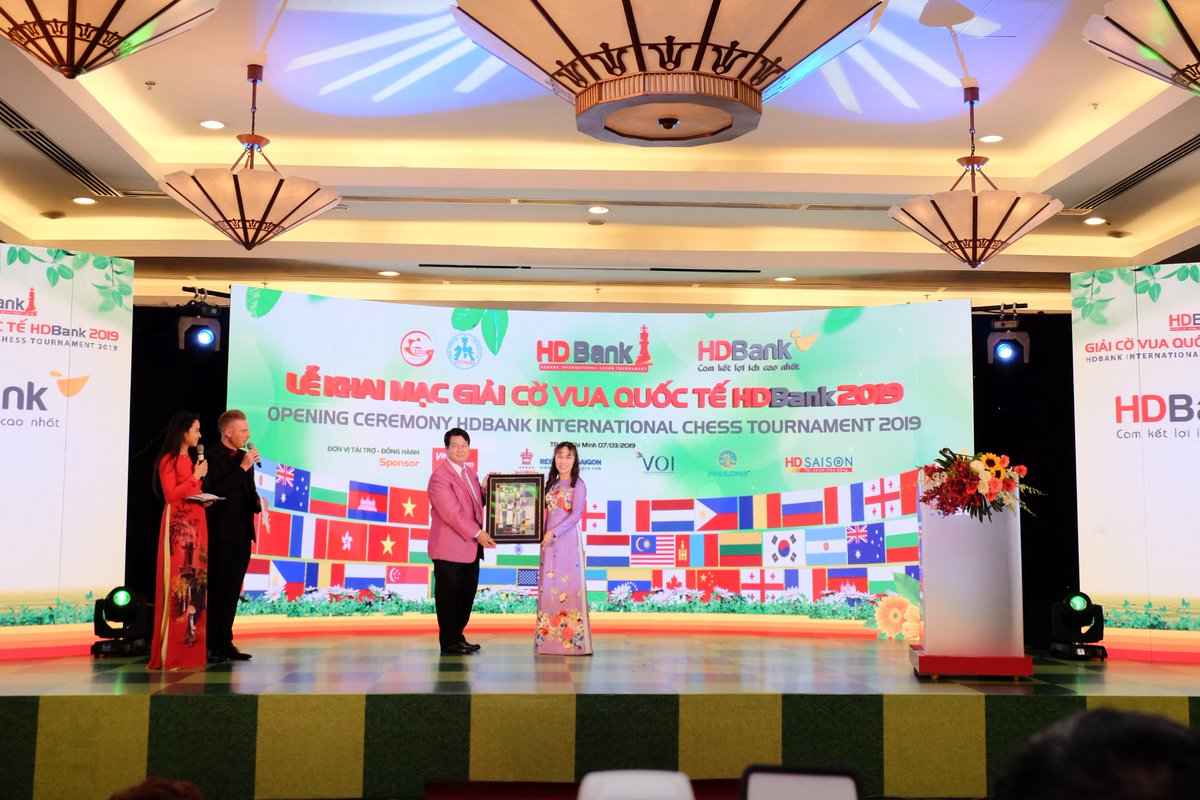 HDBankChess's tweet photo. Opening Ceremony HDBank International Chess Open 2019

#Chess #HDBank #HDBankChess #Vietnam #Ceremony #Nguyenthiphuongthao #Vietnamchess https://t.co/DY7ebypxrr