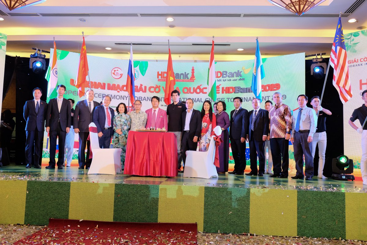 HDBankChess's tweet photo. Opening Ceremony HDBank International Chess Open 2019

#Chess #HDBank #HDBankChess #Vietnam #Ceremony #Nguyenthiphuongthao #Vietnamchess https://t.co/DY7ebypxrr