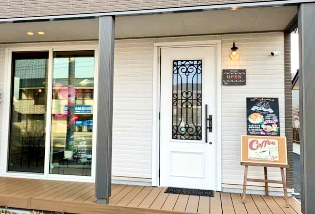 Yggdrasillの魔女 小山夕子 ゆっ子v 郡山市は素敵なお店がたくさん 昨日行ったお店と会ったお友達のお店です バールイルチェントロ 郡山市朝日3 5 16 Le Cadeau ケーキ屋さんのカフェ 郡山市鶴見坦三丁目16 26 サロン気楽 郡山市希望ヶ丘 マンマ マリィ