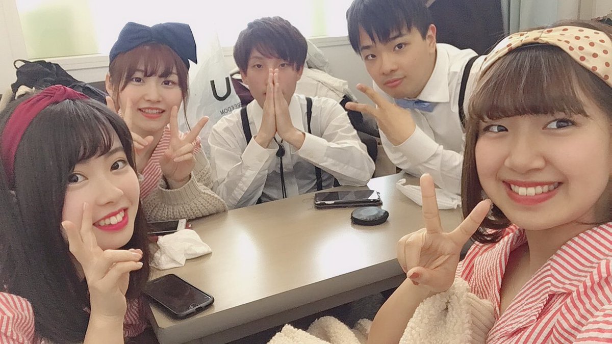 hoshiuta_br's tweet photo. 本番15分前で〜〜〜〜す🌟🌟🌟🌟🌟🌟🌟 https://t.co/mKBd0ib5hs