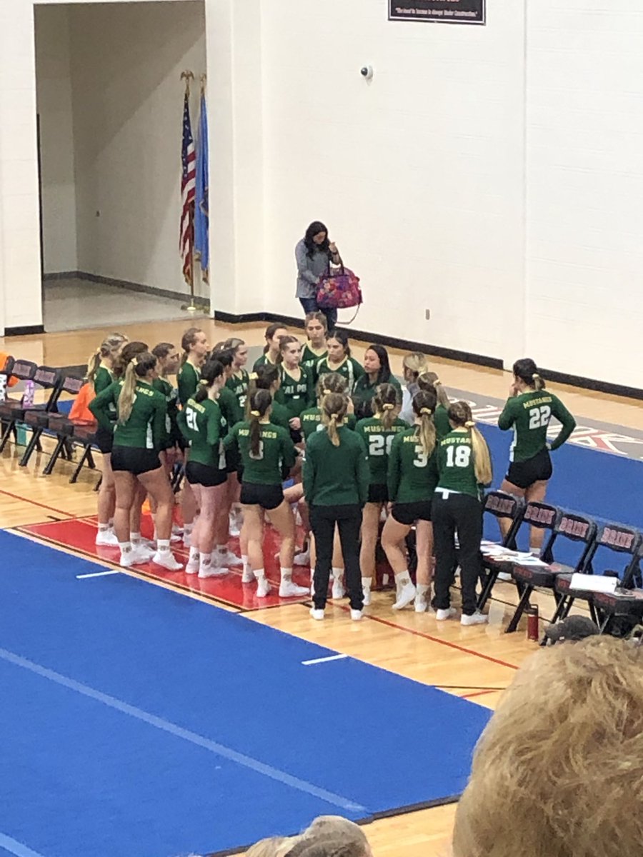 OSU came out strong and never stopped! Final score 20-5 over Cal Poly! #Big12STUNT