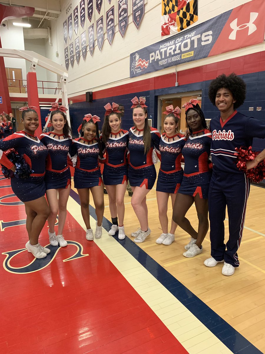 Big shout out to our 8 Fabulous seniors as they cheer their very last home game. We love you all!!!!