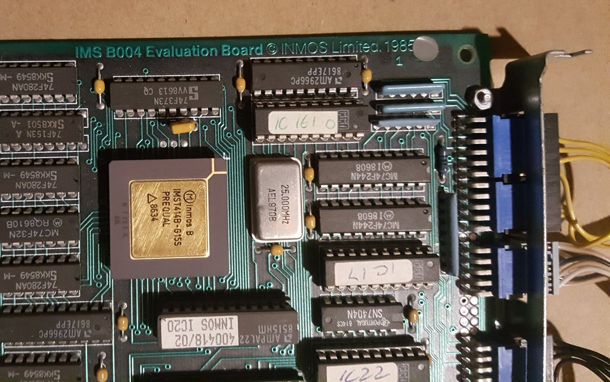 the_unix_guru's tweet image. This is an INMOS transputer - a 32-bit MIPS CPU with a lot of RAM. You stuck multiple boards in your PC to get multi-CPU computing. The INMOS architecture later became the basis for multi-core computing! #transputer #inmos #computing #technology #vintagecomputers