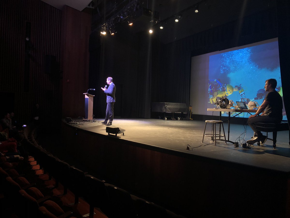 lelyceeSF's tweet photo. In front of an auditorium filled by Middle and High school students, their parents and teachers, LFSF is proud to welcome Oussama KHATIB to present his work in the work of robotics + artificial intelligence @StanfordGSB. #LFSFquestion #lfsfcreate #lfsfexplore #lfsfinnovation https://t.co/82jH3lHetV